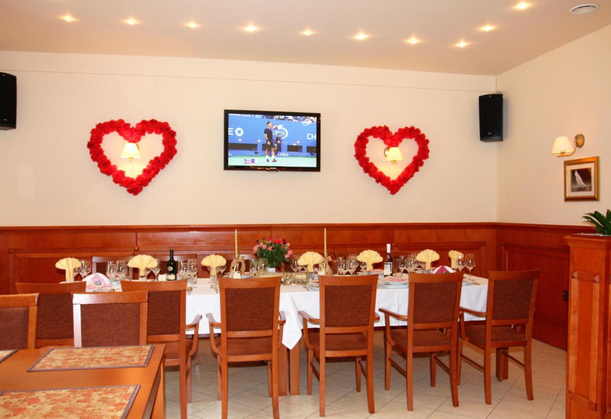 Hotel Korona Słubice Dış mekan fotoğraf